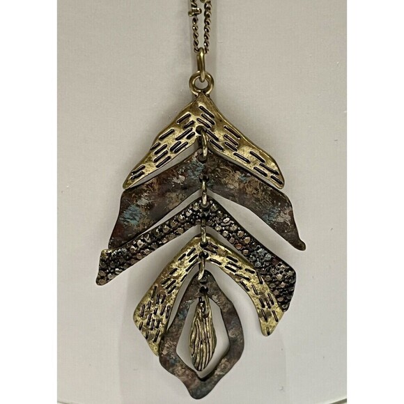 Vintage Native American Style Multi Tone Metal Necklace With Feathers - Picture 1 of 6